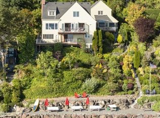 2339 Perkins Ln W, Seattle, WA 98199