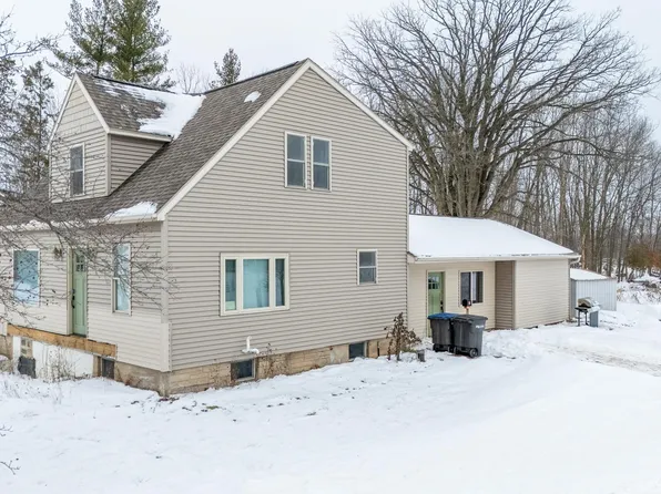 220 Trout Creek Rd, Oneida, WI 54155