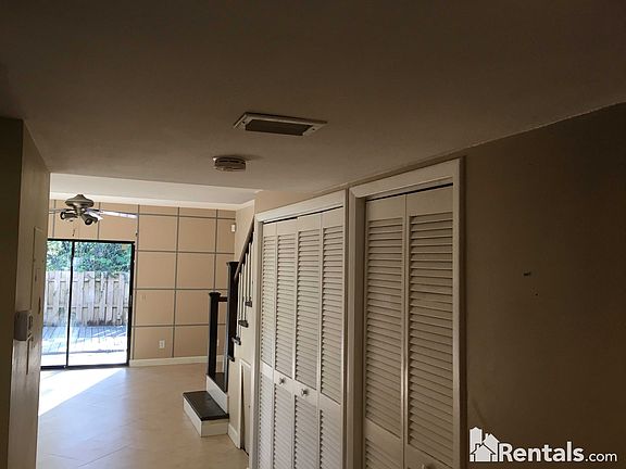 5th image of 1910 W Sligh Ave APT D101