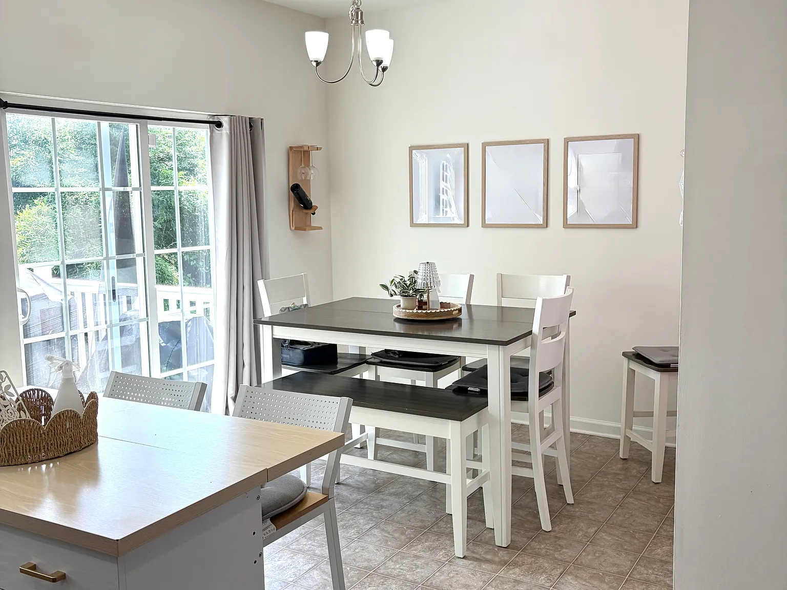 3 bed, 2.5 bath, 1811 sqft, $2,850 — Photo 3