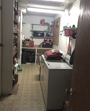 4th image of 301 Pecan Dr