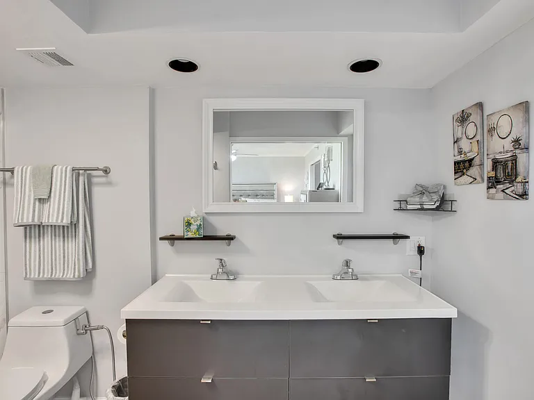 955 Egret Cir #104 — Photo 31
