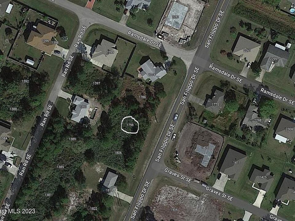 2nd image of 1798 San Filippo Dr SE