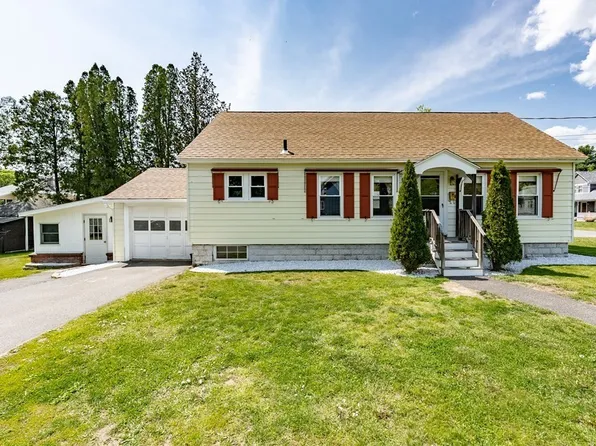 84 Norwood St, Greenfield, MA 01301