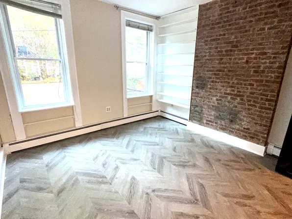 622 Park Avenue image 1 of 13