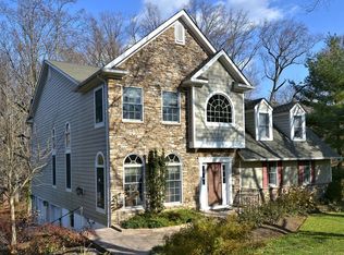 6017 Lakeview Rd, Baltimore, MD 21210