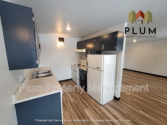 2nd image of 1024 Stephens Ave APT 1
