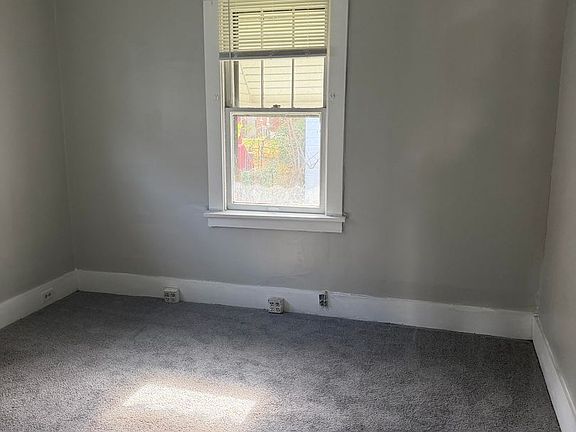 4th image of 732 M St