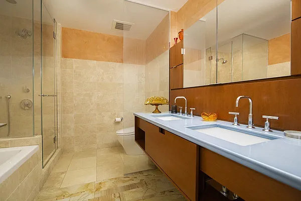 Rented by AA Management | media 13