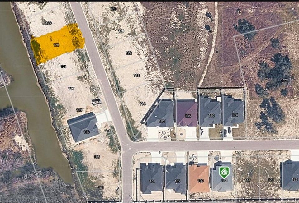 1st image of 125 Heritage Park Dr