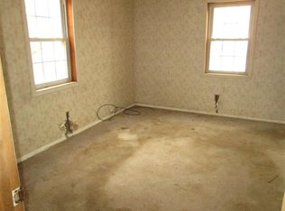 3050 S 11th 1/2 St, Terre Haute, IN 47802