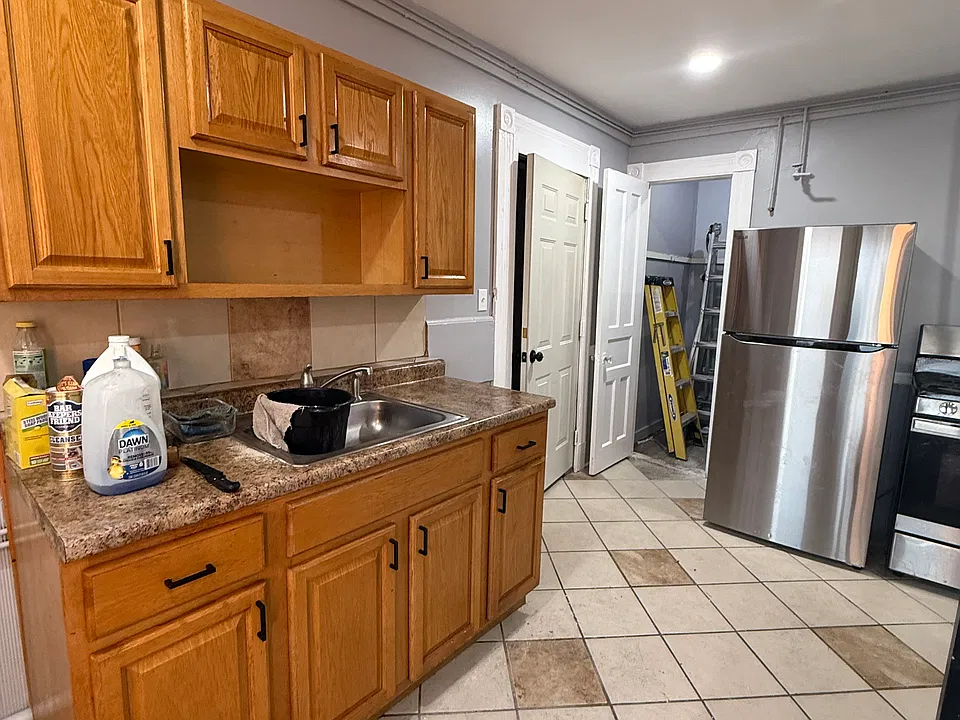 30 Sylvan Ave #3