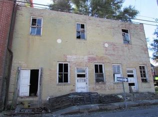 201 W Baumgardner Ave, Rural Retreat, VA 24368