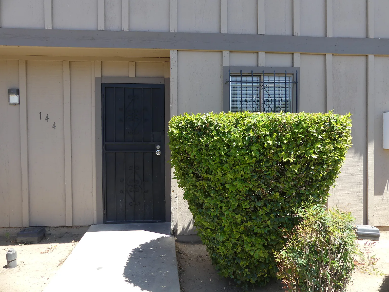 2 bed, 1.5 bath, 1178 sqft, $1,550 — Photo 1