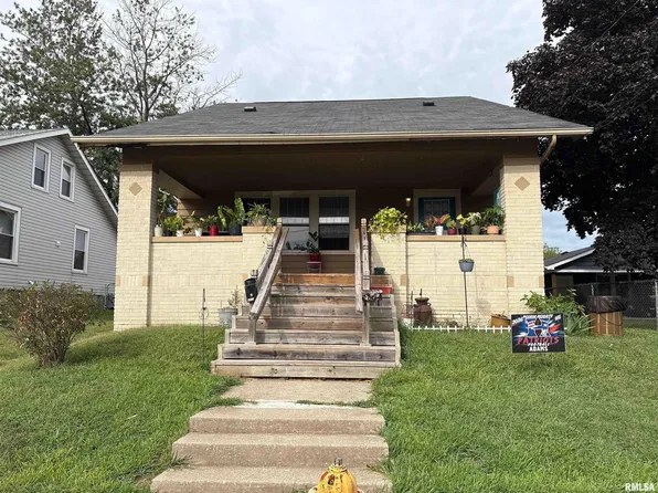 3905 N Vincent Ave, Peoria Heights, IL 61616