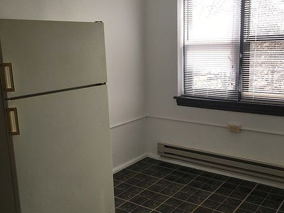 2nd image of 2036 S 5th Ave APT 304