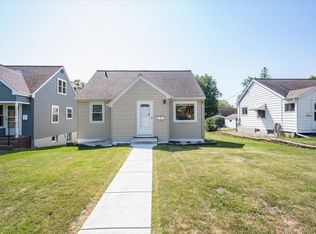 4520 McCulloch St, Duluth, MN 55804