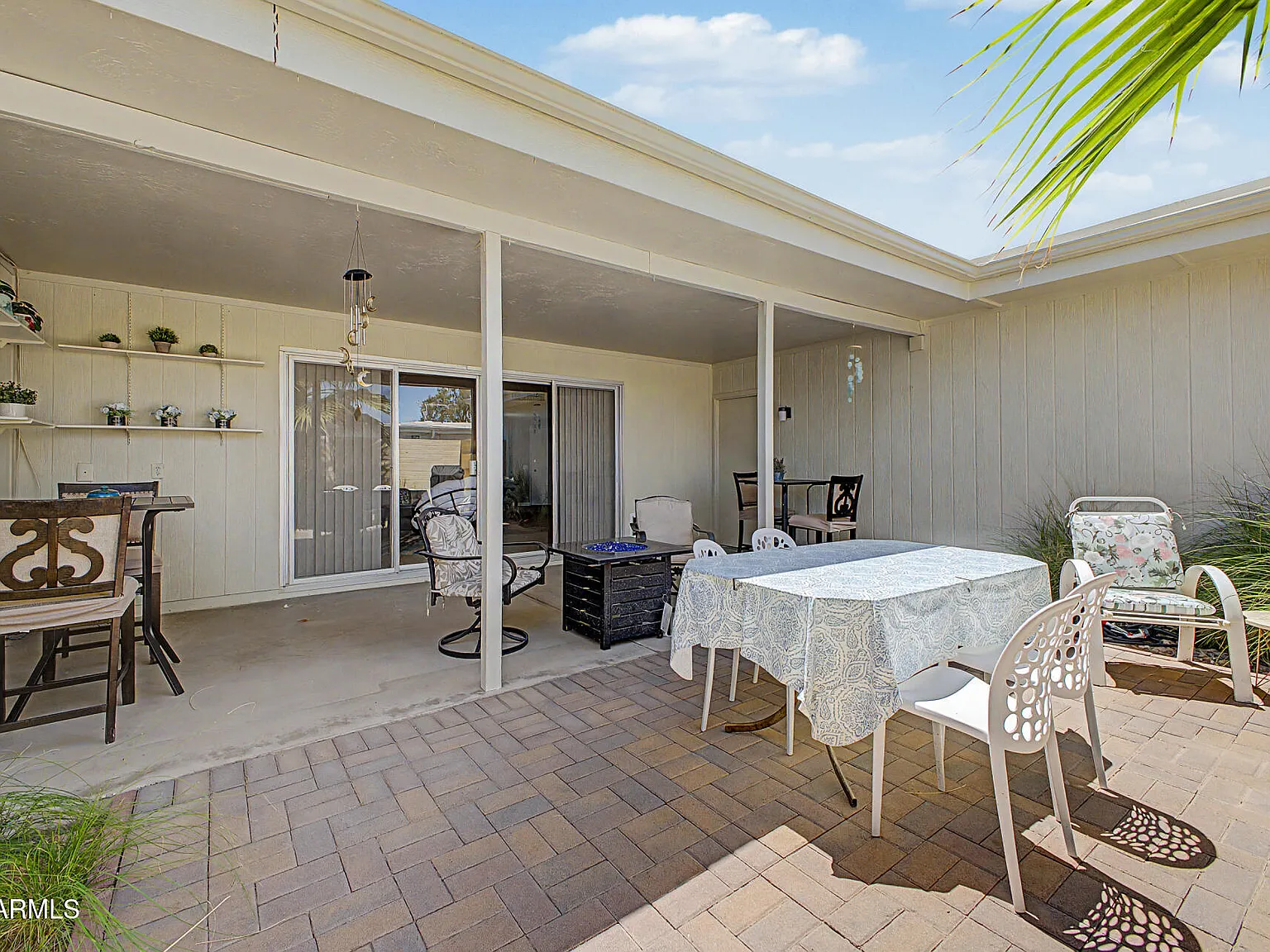 2 bed, 1.0 bath, 1375 sqft, $1,800 — Photo 4