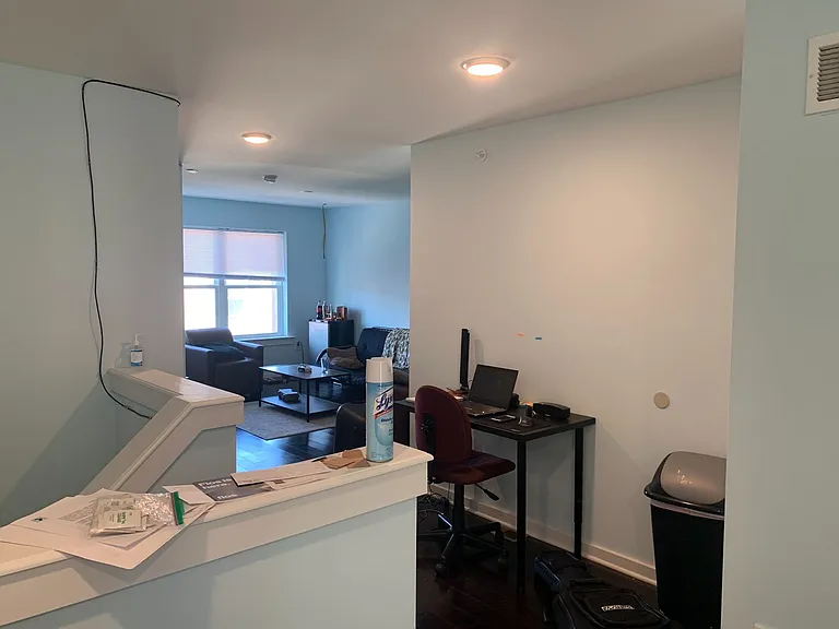 1609 N Sydenham St — Photo 14