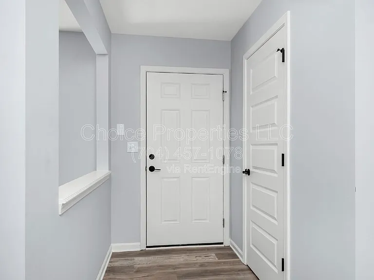 9516 Drains Bay Ct — Photo 3