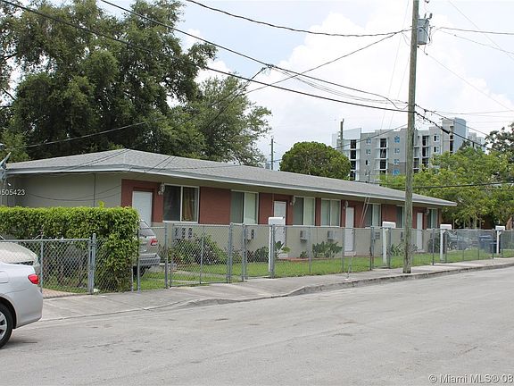4th image of 1190 NW 8th Ave