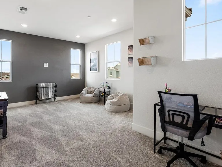 6779 Celadon Ln — Photo 7