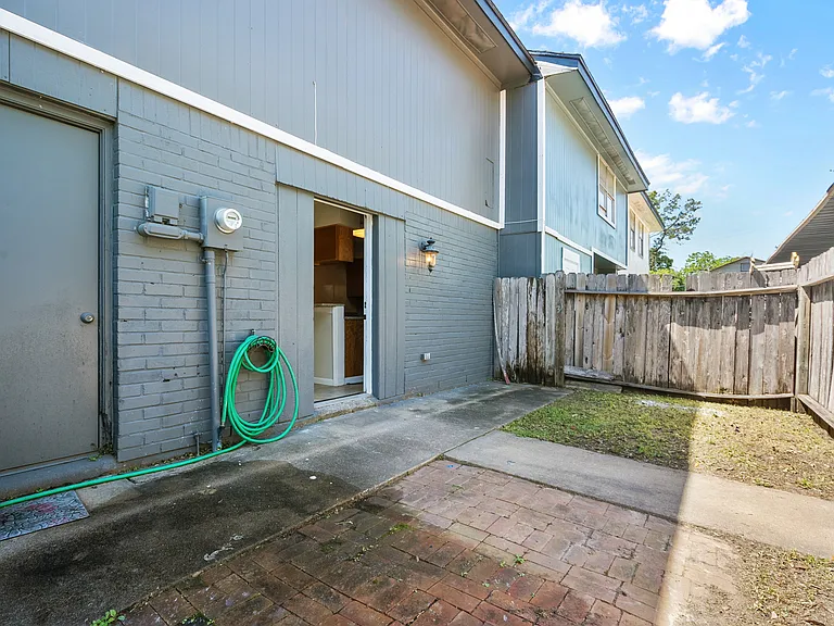 304 S 2nd St #330 — Photo 7