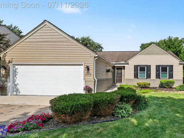 24404 Jamestowne Rd, Novi, MI 48375