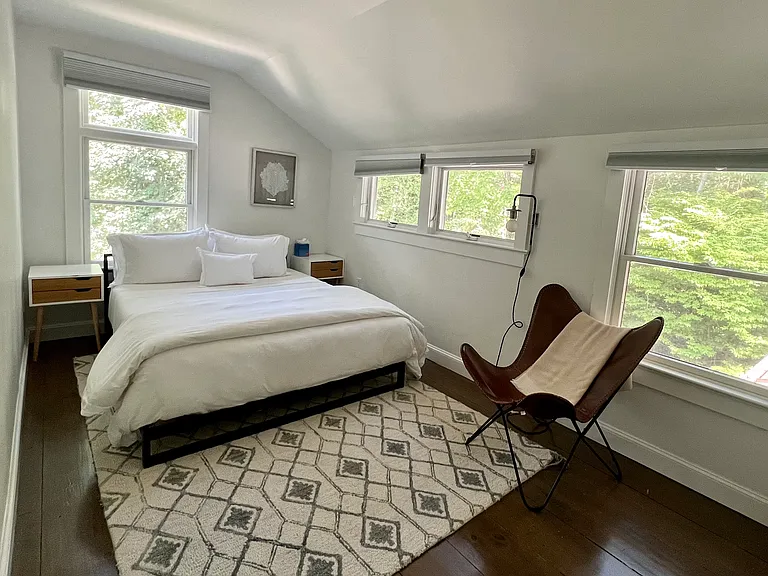 130 Accabonac Rd — Photo 11