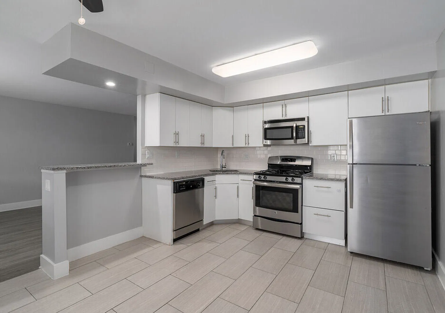 Westfield Apartments — Photo 3