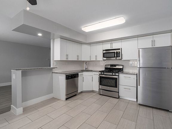 2nd image of 2237 Bryn Mawr Ave APT 110