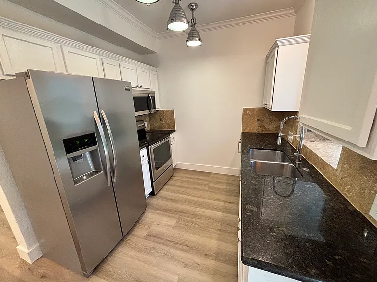 6 Gentlebrook Bnd #B — Photo 8