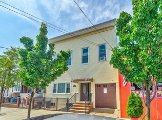 419 22nd St, Union City, NJ 07087