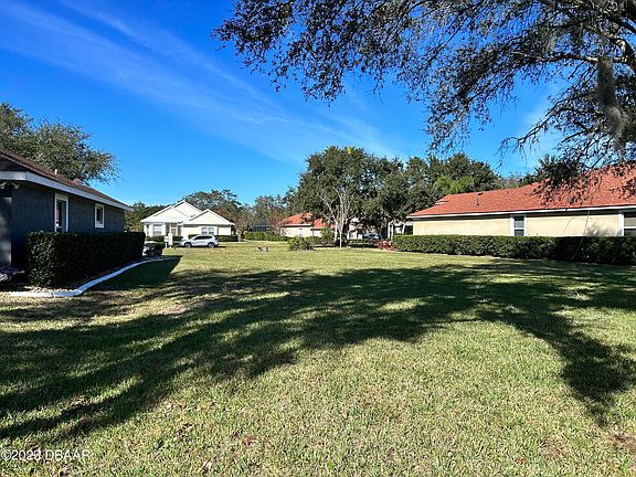 5th image of 27 Acclaim At Lionspaw