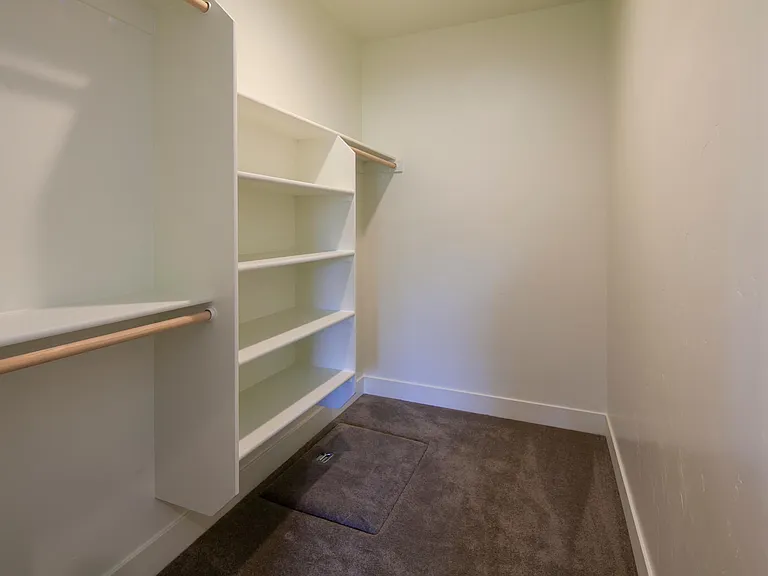 2603 NW Rippling River Ct — Photo 20