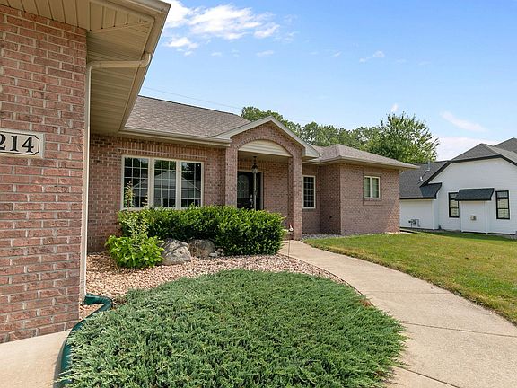 2nd image of 214 Brookwood Dr