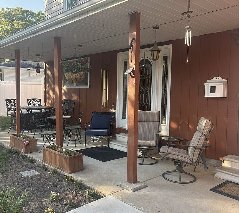 1st image of 1019 Bluff Pl #1021