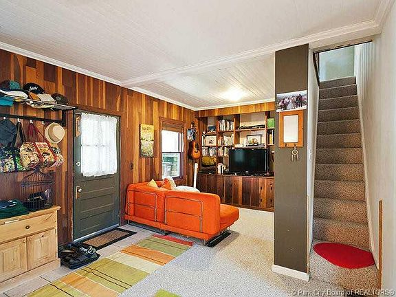 5th image of 14 Prospect St