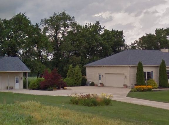 Additional Garage / Shop