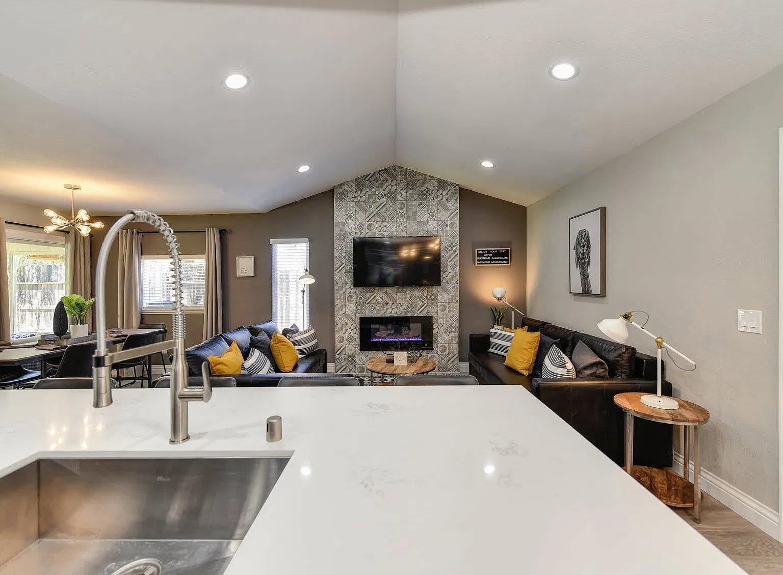 4 bed, 1318 sqft, $1,050 — Photo 4