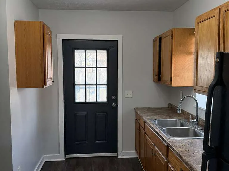 3028 W 104th St — Photo 3
