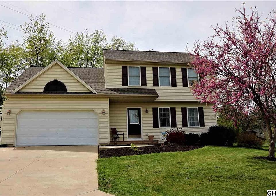 1st image of 10 Claraton Dr