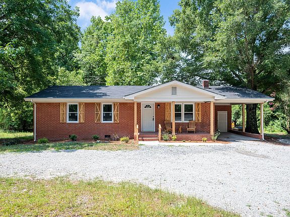 2nd image of 3008 Thompson Rd
