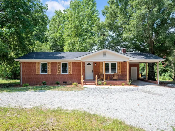 3008 Thompson Rd, Bunnlevel, NC 28323