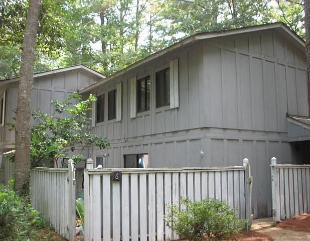 1st image of 6 Broomsedge Ct