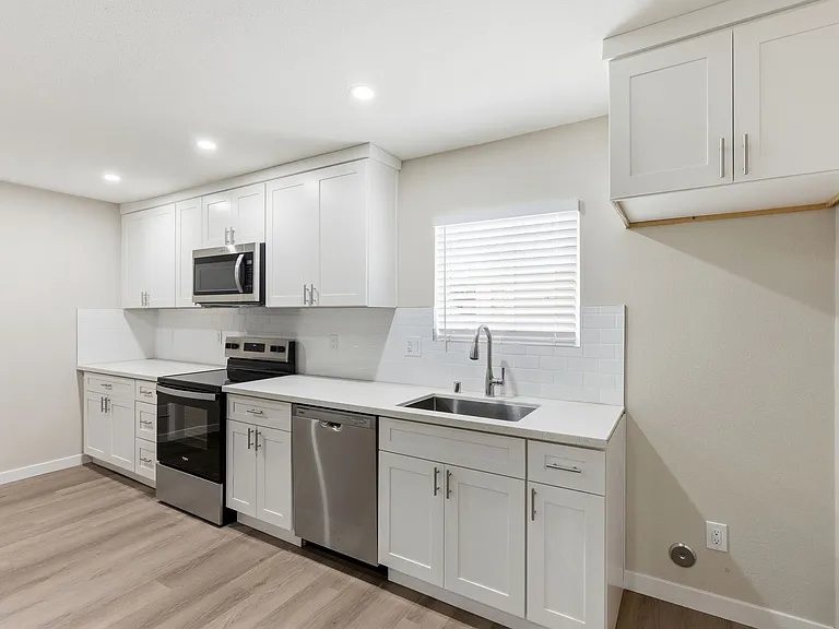 MAGNOLIA WEST APARTMENTS- RIVERSIDE, CA — Photo 45