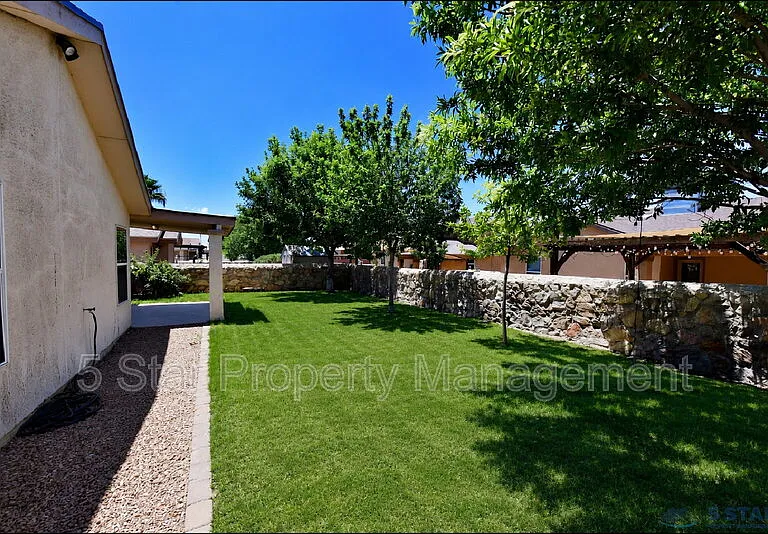 804 Margarita St — Photo 42