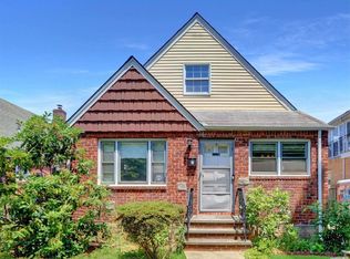 8345 240th St, Bellerose, NY 11426
