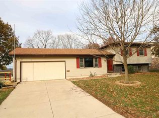 1123 Leona Ave, Waterloo, IA 50702