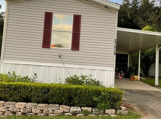 37910 Lake Gilbert Cir, Dade City, FL 33525